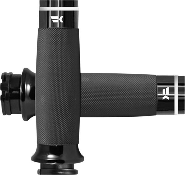 Tracer Grips - Image 3