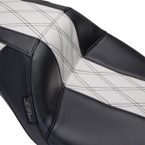 Outcast GT Seat - Image 3