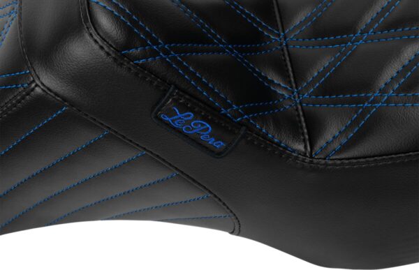 Tailwhip Seat - Image 2
