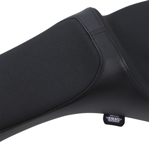 Predator III Slip Stop™ Seat - Image 2