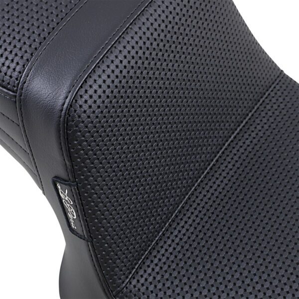 Tailwhip Seat - Image 2