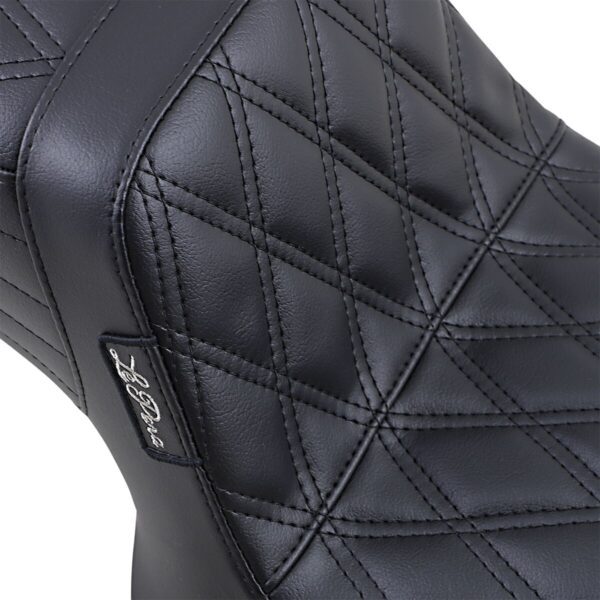 Tailwhip Seat - Image 2