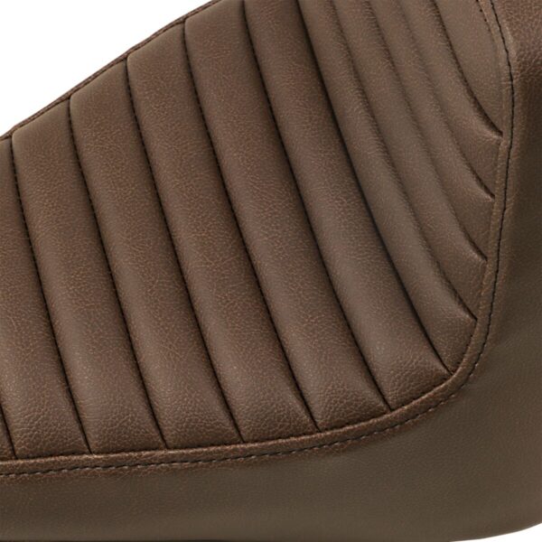 Lattice Stitch Step-Up Seat - Image 2
