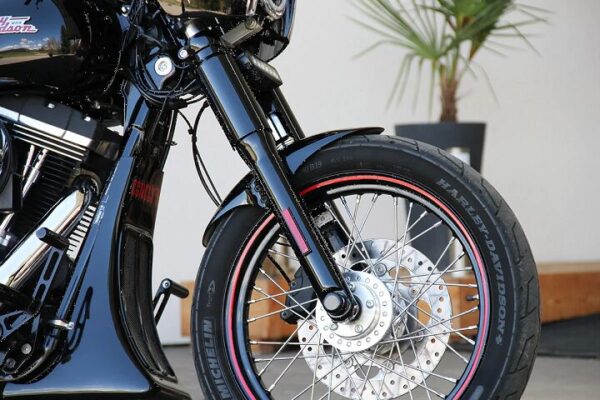 Front Fender Club - Image 3