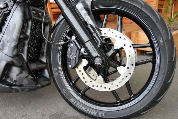 Fender Screws - Image 5