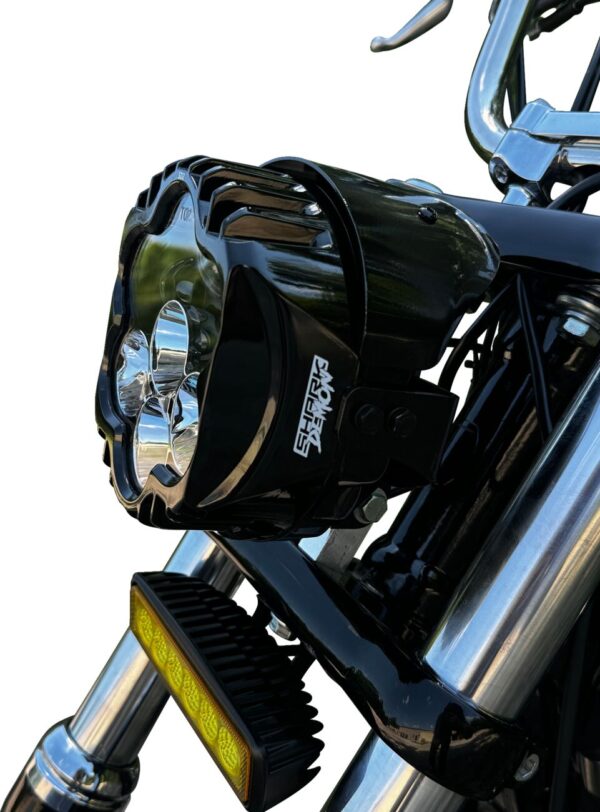 Shark Demon® Performance LED Pedestal Mount Headlight - Image 4