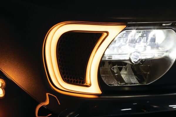 Tracer Headlight Vent Accents - Image 3