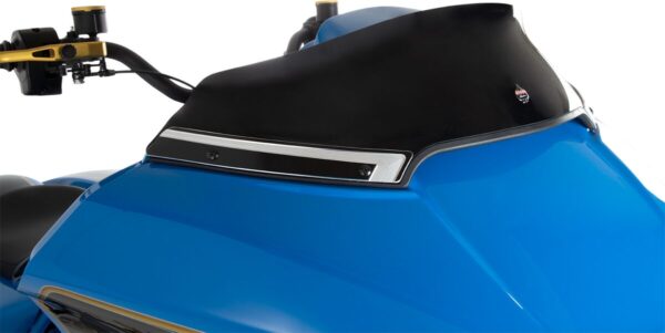 Windscreen Trim - Image 2