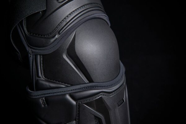 Field Armor 3™ Knees - Image 7