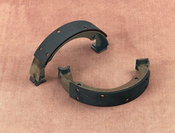 Brake Shoes - Image 2